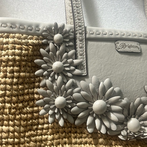 Retired Brighton Cream and Wicker Floral Tote Bag With Dustbag - Picture 5 of 16